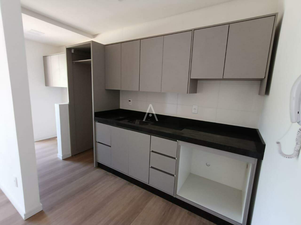 Apartamento para à venda no Bairro Pioneiros Catarinenses em CASCAVEL: 