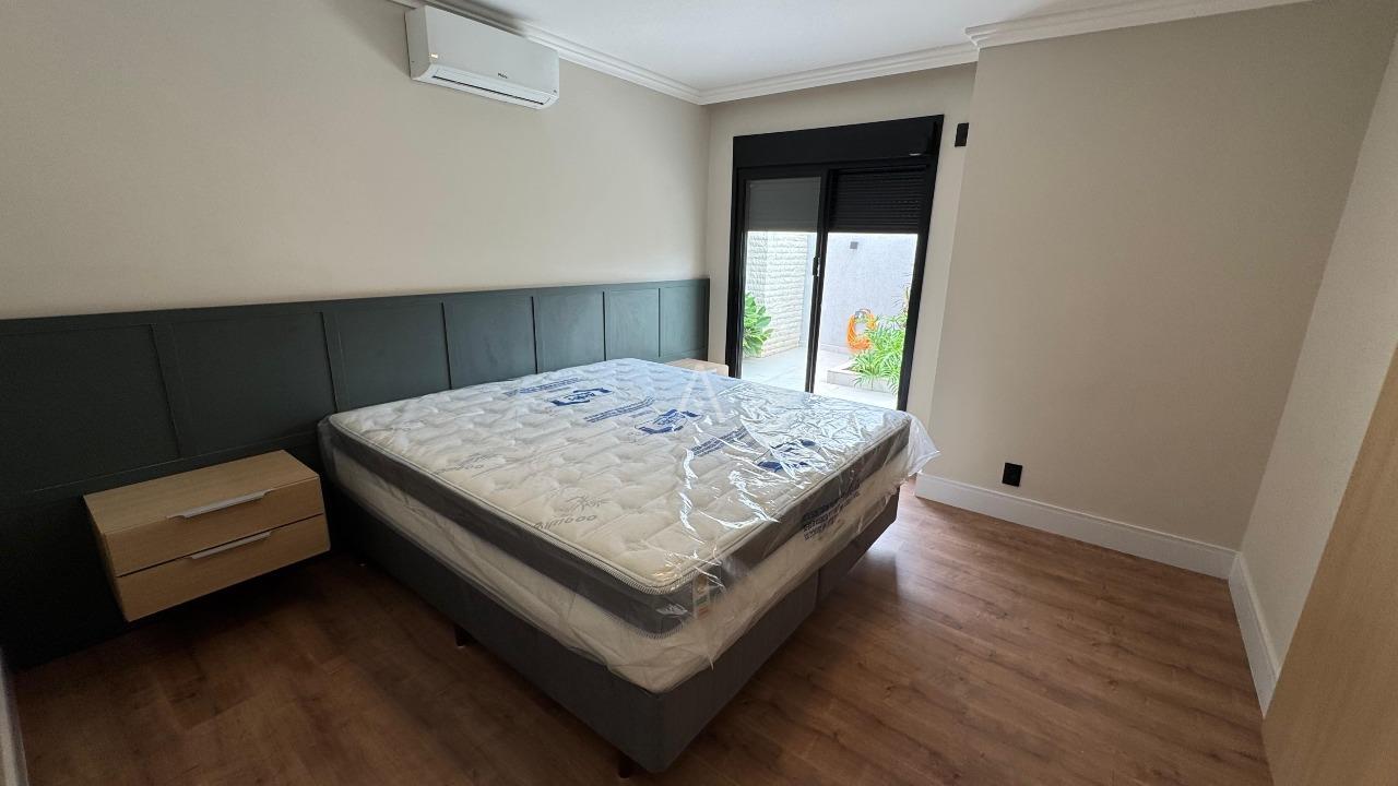 Casa Residencial para à venda no Bairro COUNTRY em CASCAVEL: