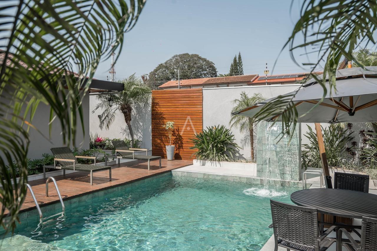 Casa Residencial para à venda no Bairro COUNTRY em CASCAVEL: