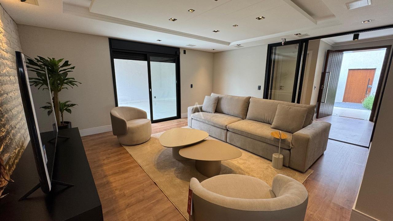 Casa Residencial para à venda no Bairro COUNTRY em CASCAVEL: