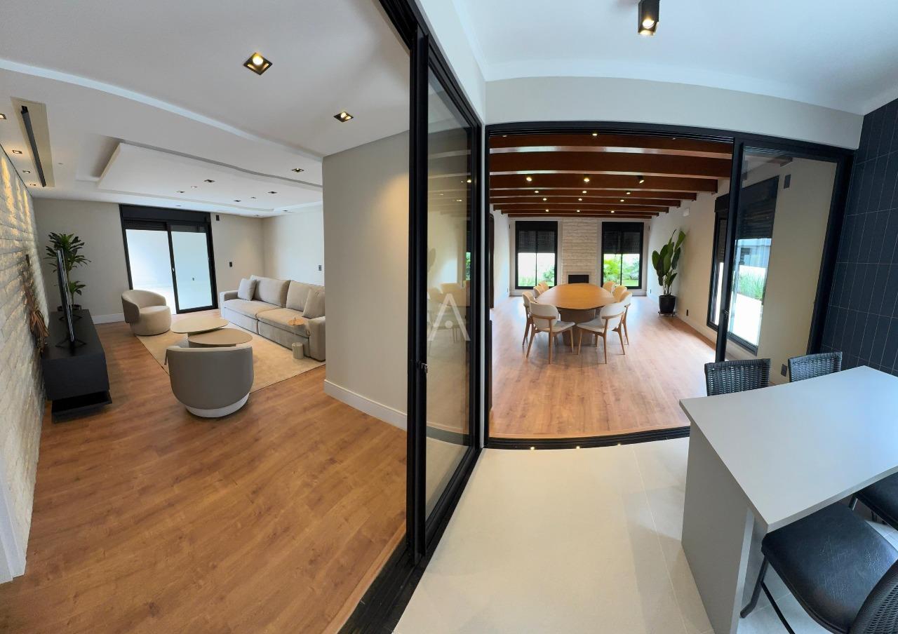 Casa Residencial para à venda no Bairro COUNTRY em CASCAVEL: