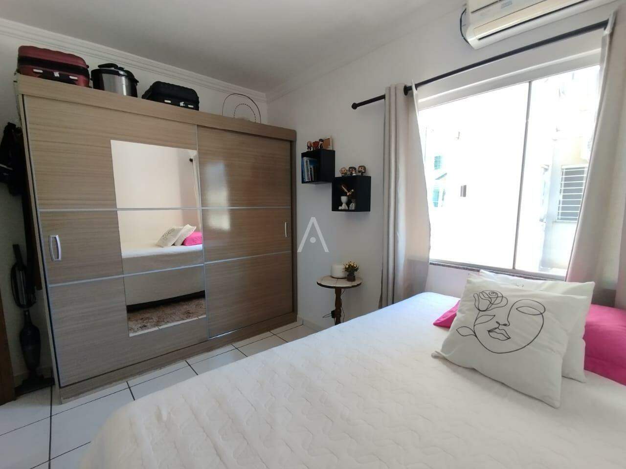 Apartamento para para aluguel no Bairro COQUEIRAL em CASCAVEL: