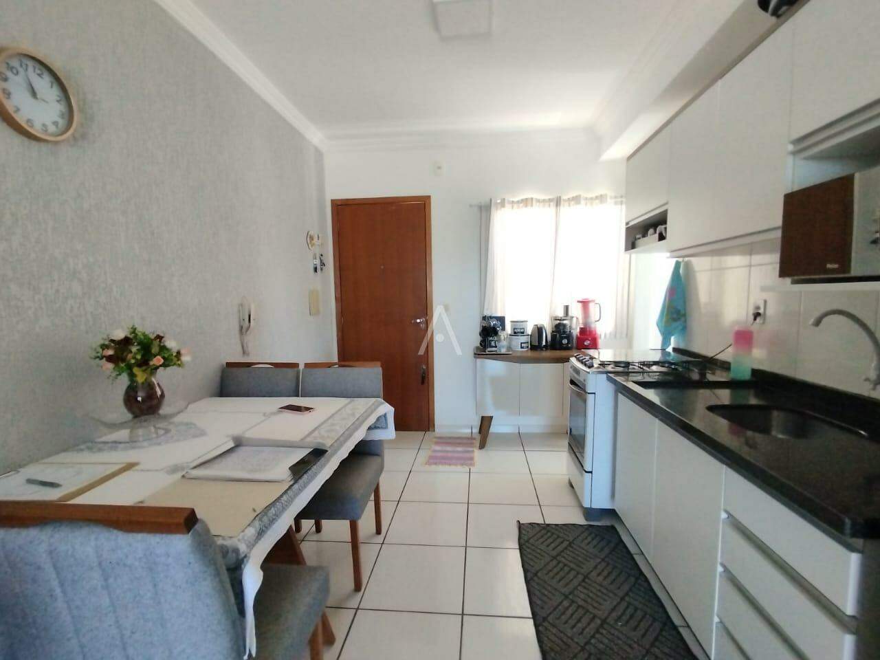 Apartamento para para aluguel no Bairro COQUEIRAL em CASCAVEL: