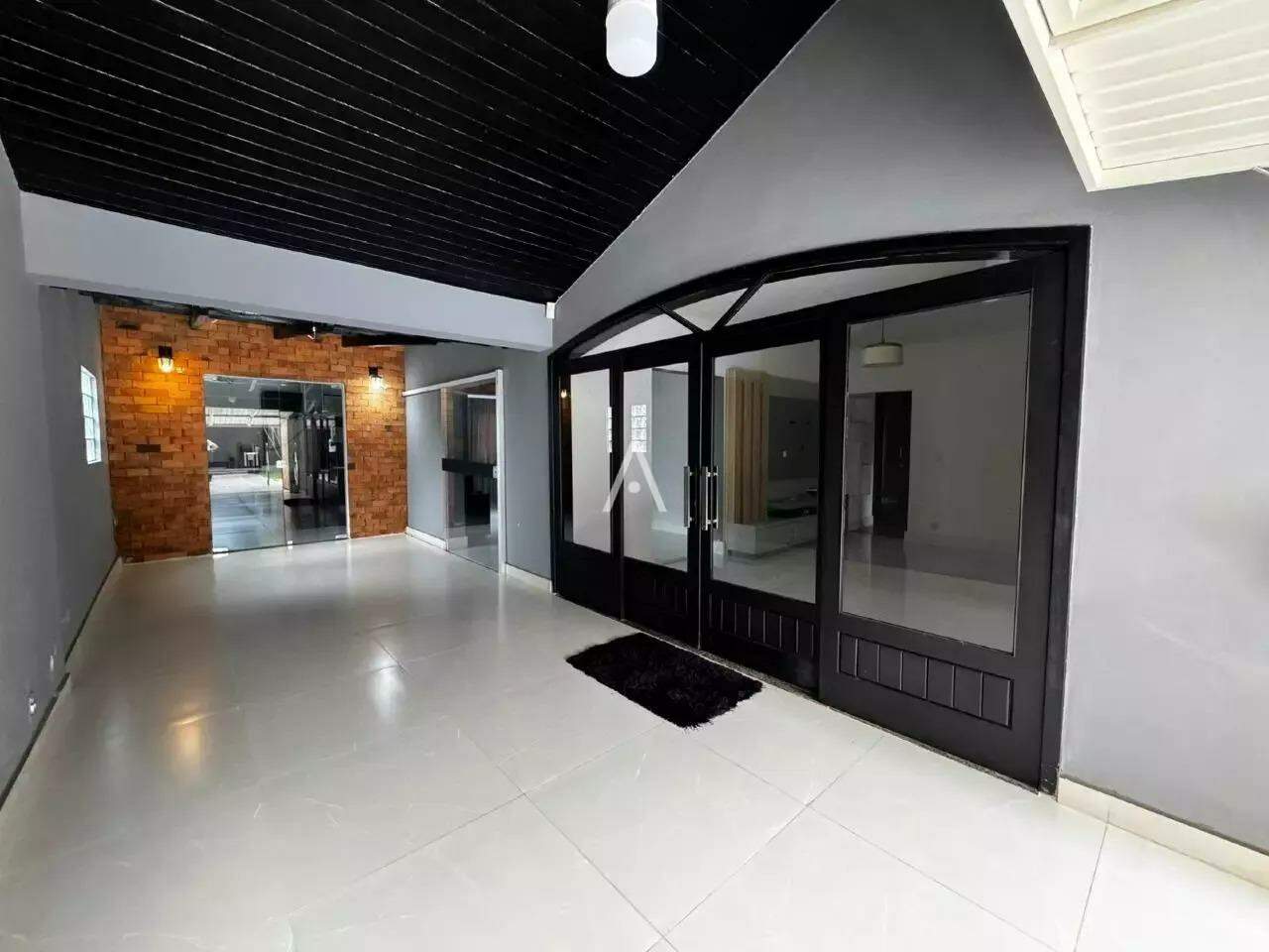 Casa Residencial para à venda no Bairro RECANTO TROPICAL em CASCAVEL: 