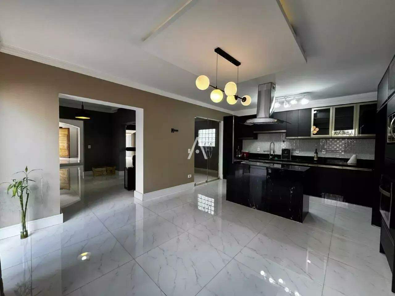 Casa Residencial para à venda no Bairro RECANTO TROPICAL em CASCAVEL: 