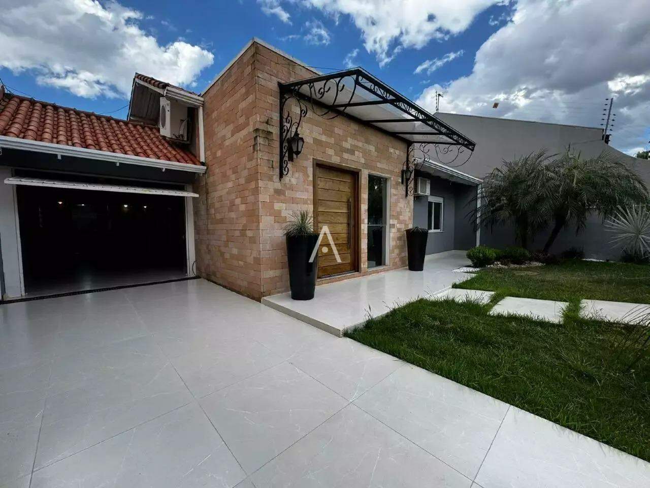 Casa Residencial para à venda no Bairro RECANTO TROPICAL em CASCAVEL: 