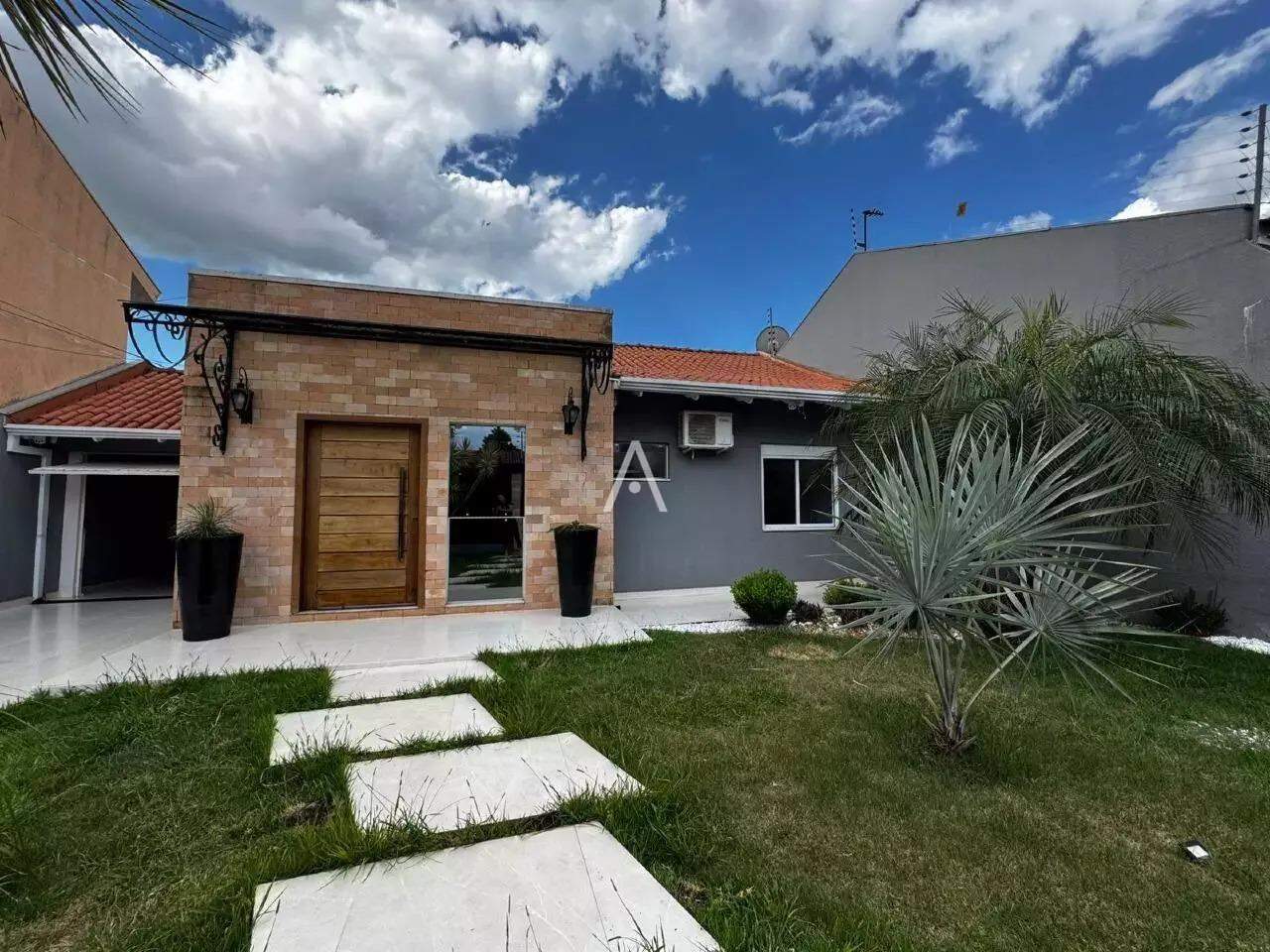 Casa Residencial para à venda no Bairro RECANTO TROPICAL em CASCAVEL: 