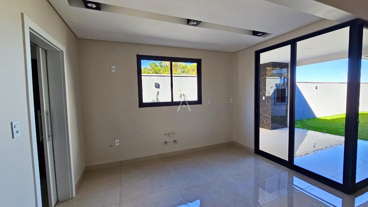 Casa Residencial para à venda no Bairro JARDIM PANCERA em TOLEDO: 