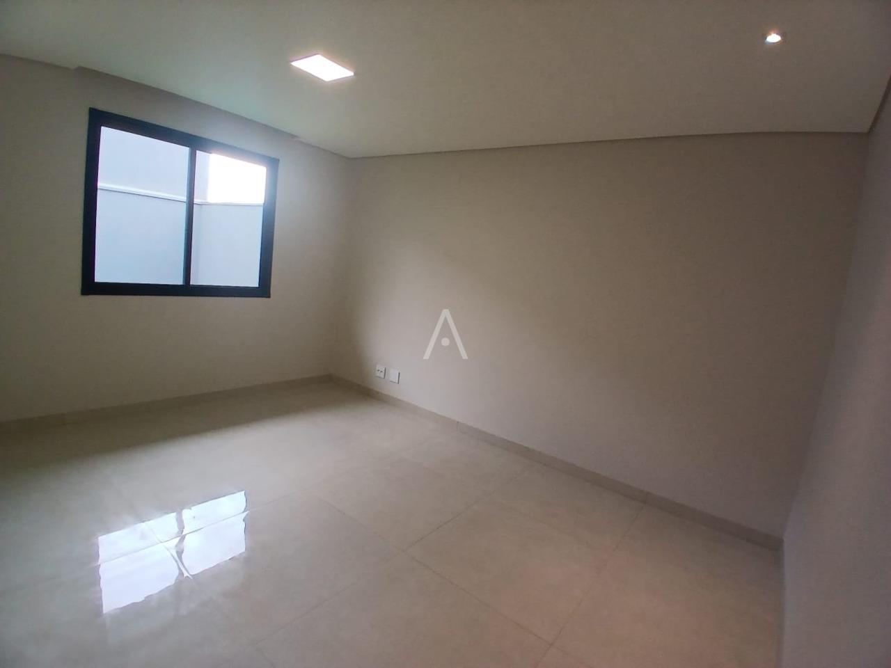 Casa Residencial para à venda no Bairro JARDIM PANCERA em TOLEDO: 