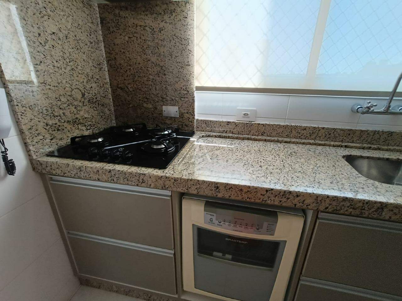 Apartamento para para aluguel no Bairro CENTRO em CASCAVEL: 