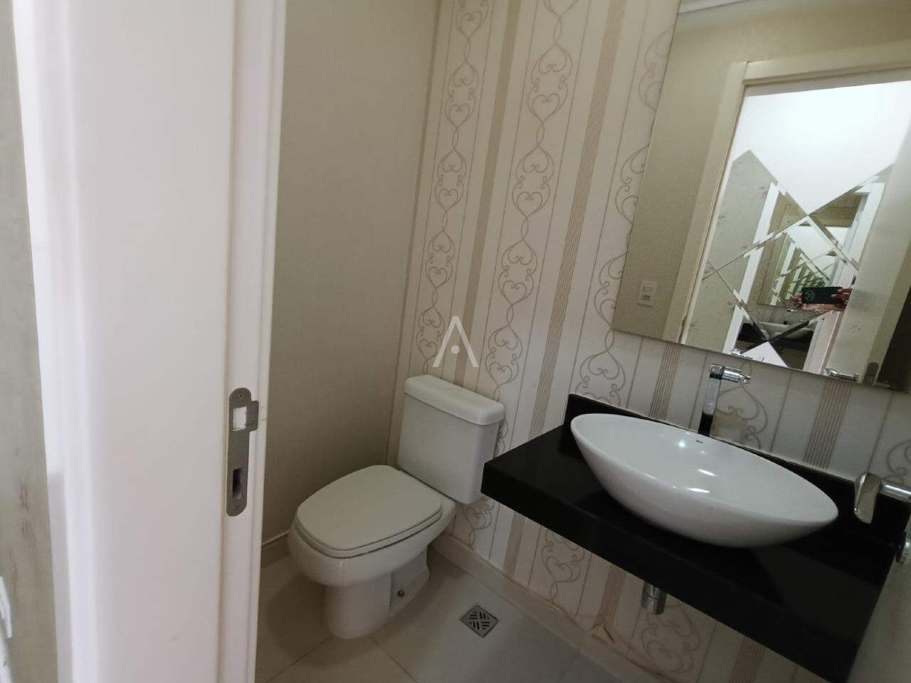 Apartamento para para aluguel no Bairro CENTRO em CASCAVEL: 