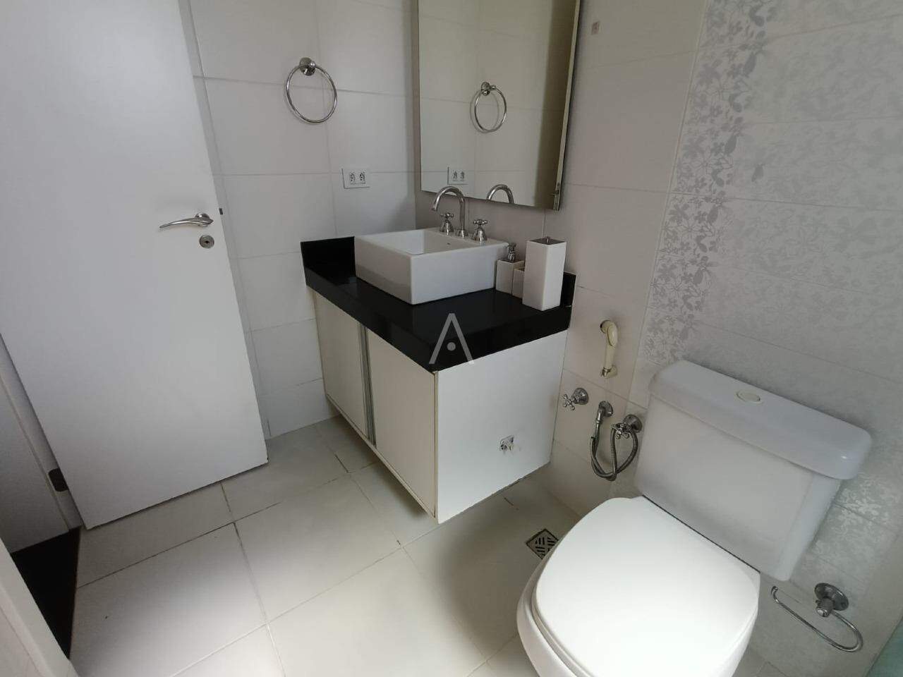 Apartamento para para aluguel no Bairro CENTRO em CASCAVEL: 