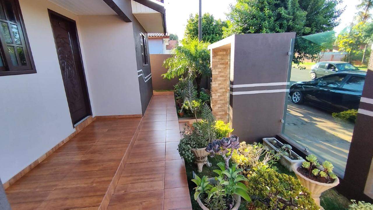 Casa Residencial para à venda no Bairro Vila Pioneiro em TOLEDO: 