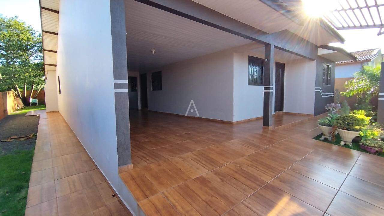 Casa Residencial para à venda no Bairro Vila Pioneiro em TOLEDO: 