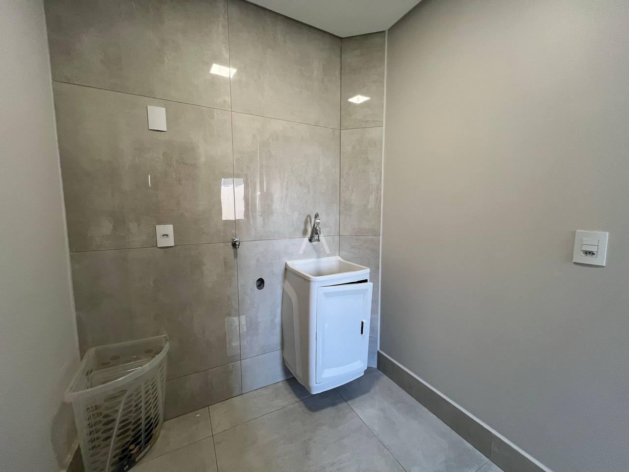 Sobrado para para aluguel no Bairro FAG em CASCAVEL: 