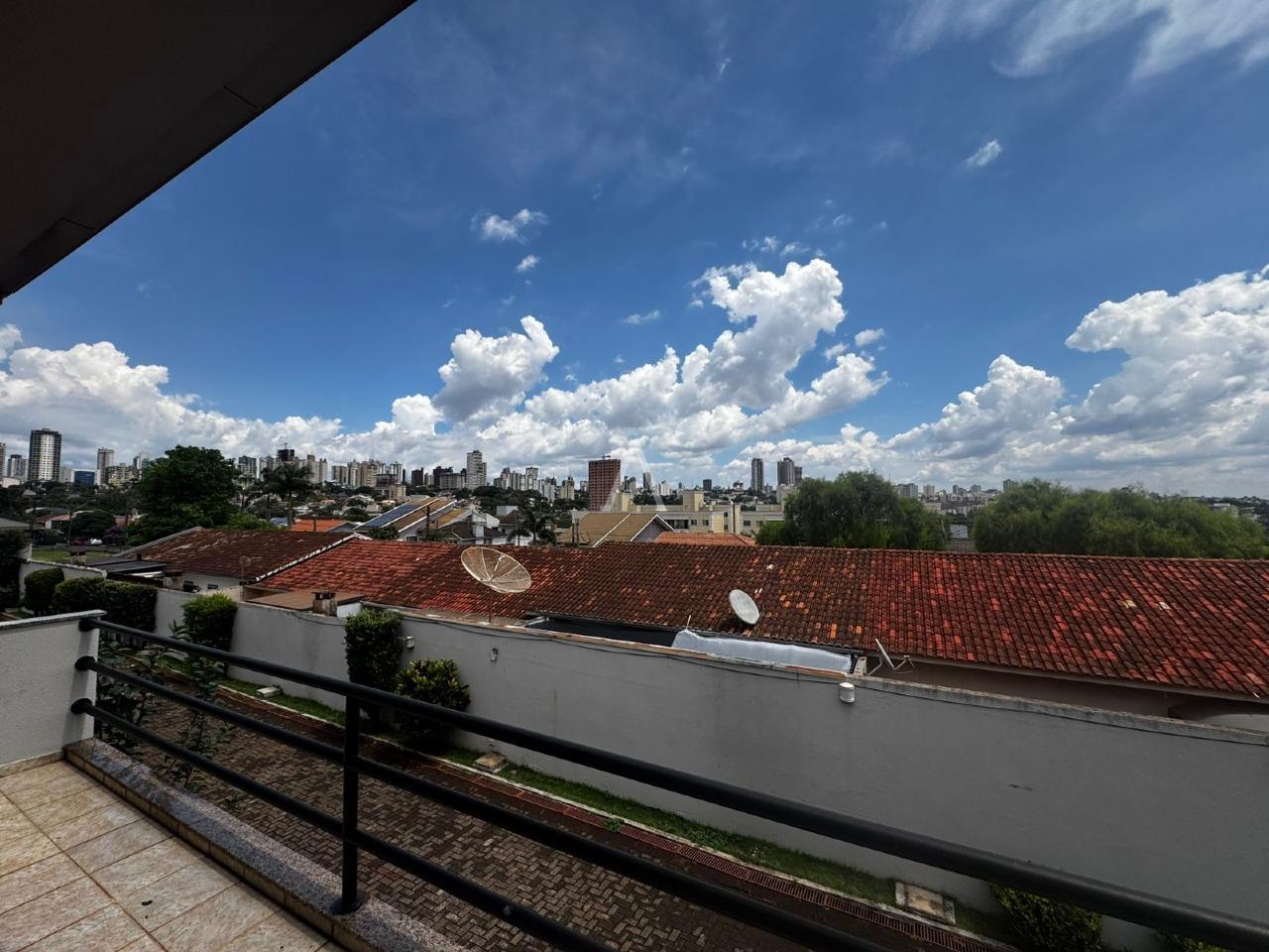 Sobrado para para aluguel no Bairro COUNTRY em CASCAVEL: 