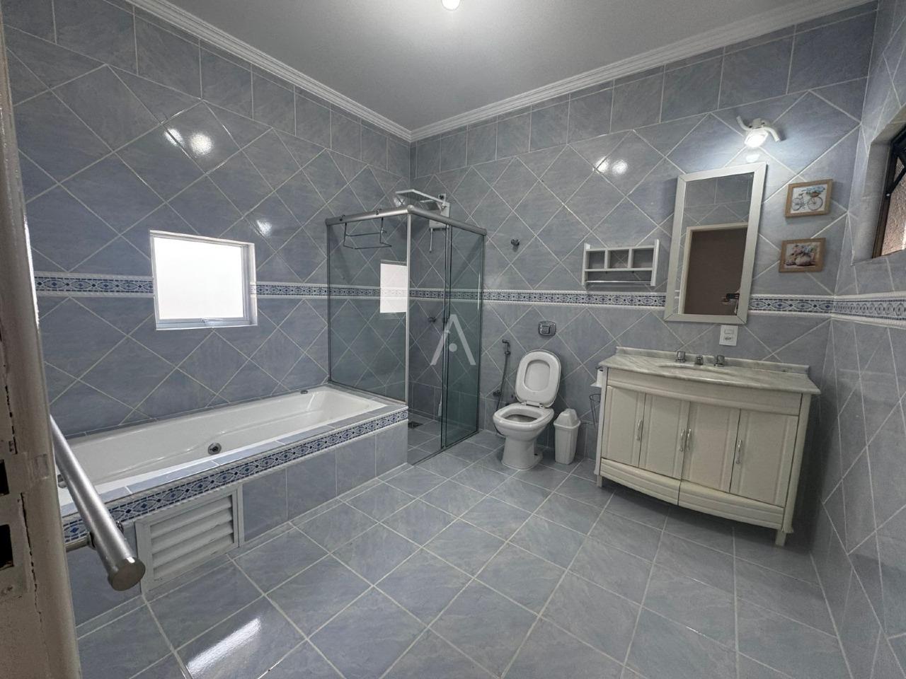 Sobrado para para aluguel no Bairro COUNTRY em CASCAVEL: 