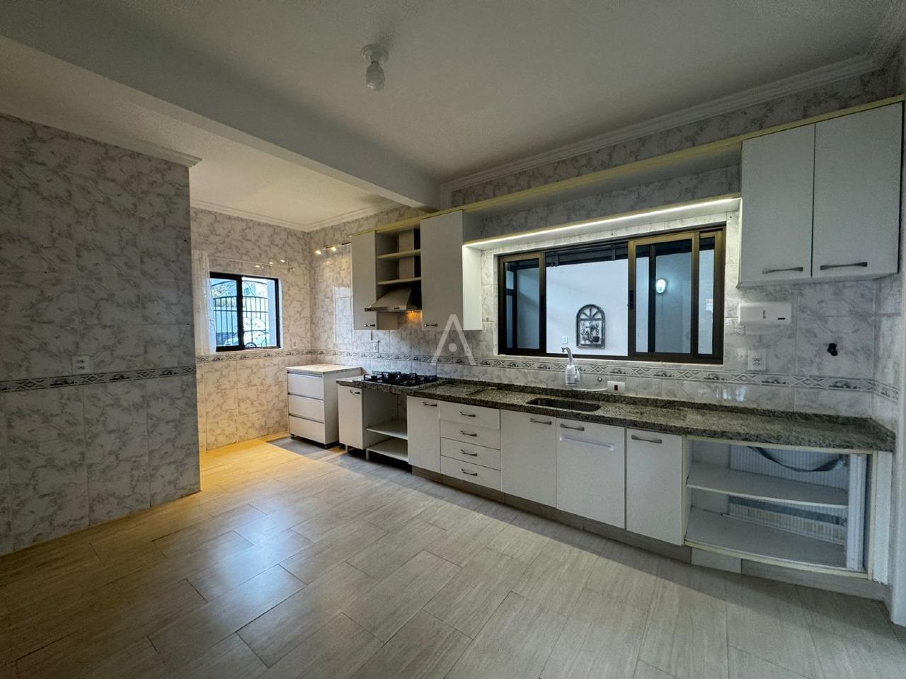 Sobrado para para aluguel no Bairro COUNTRY em CASCAVEL: 