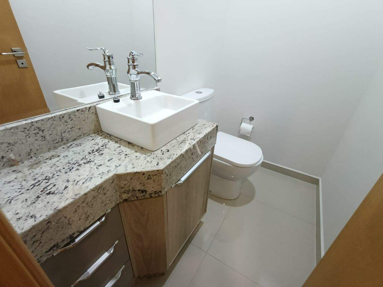 Apartamento para à venda no Bairro CENTRO em CASCAVEL: