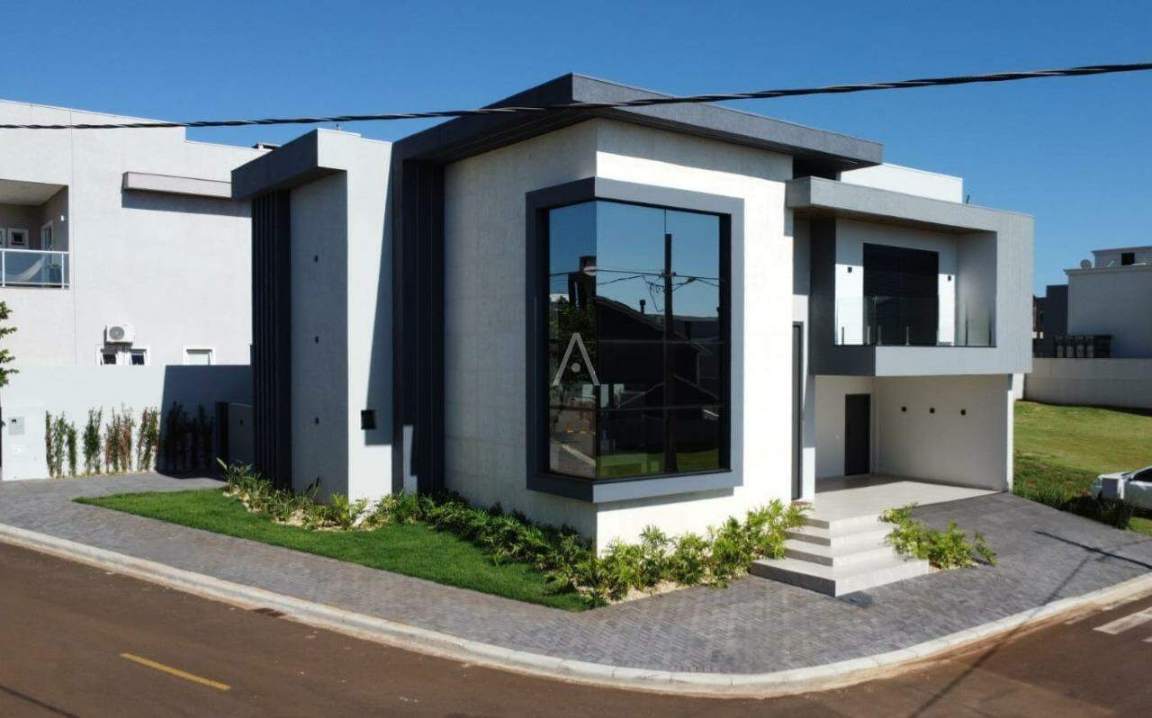 Sobrado para à venda no Bairro FAG em CASCAVEL: 