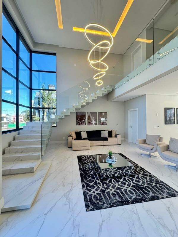 Sobrado para à venda no Bairro FAG em CASCAVEL: 