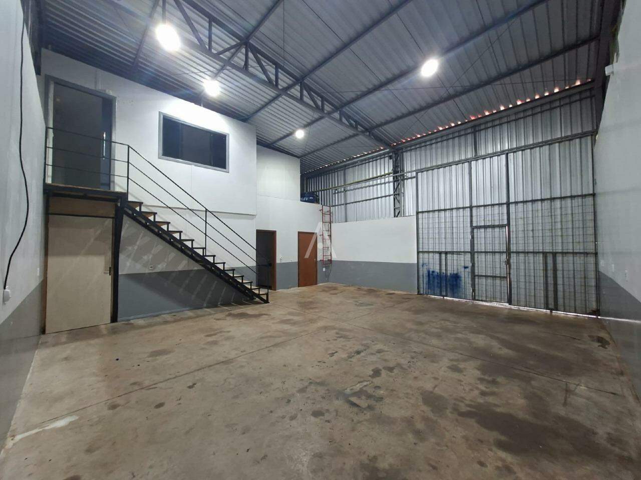 Barracão Comercial para para aluguel no Bairro BRASILIA em CASCAVEL: