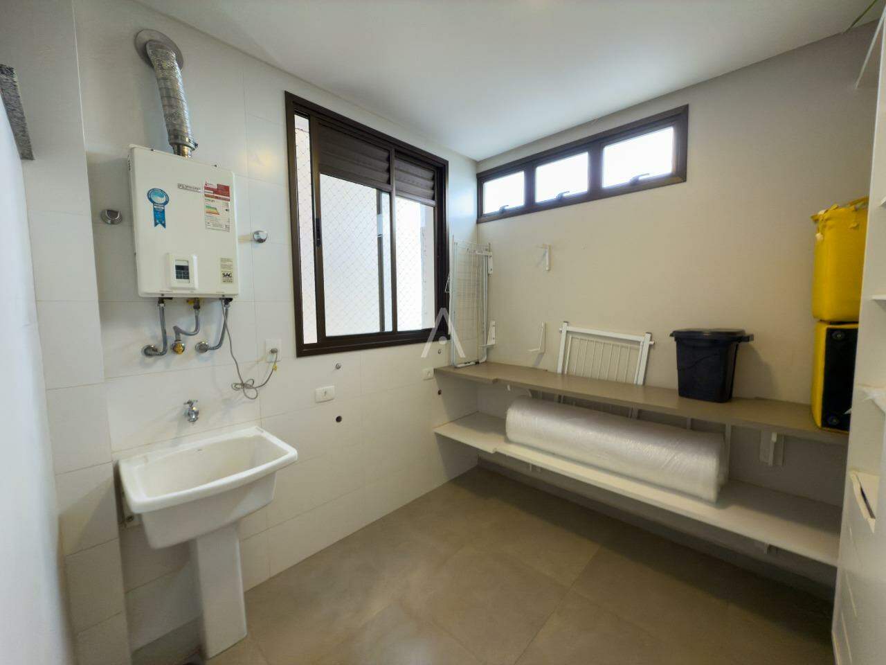 Apartamento para à venda no Bairro CENTRO em CASCAVEL: 