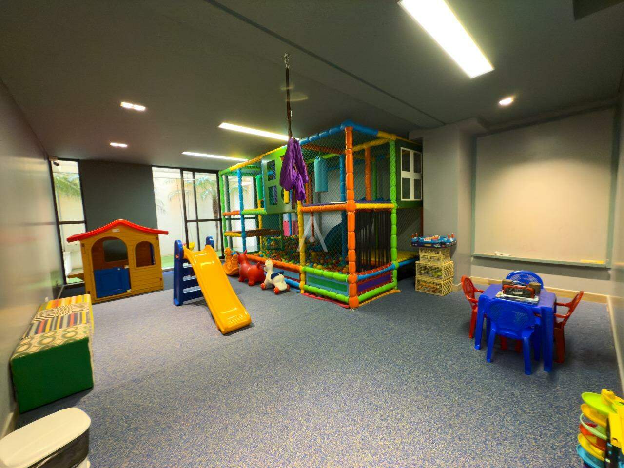 Apartamento para à venda no Bairro CENTRO em CASCAVEL: 
