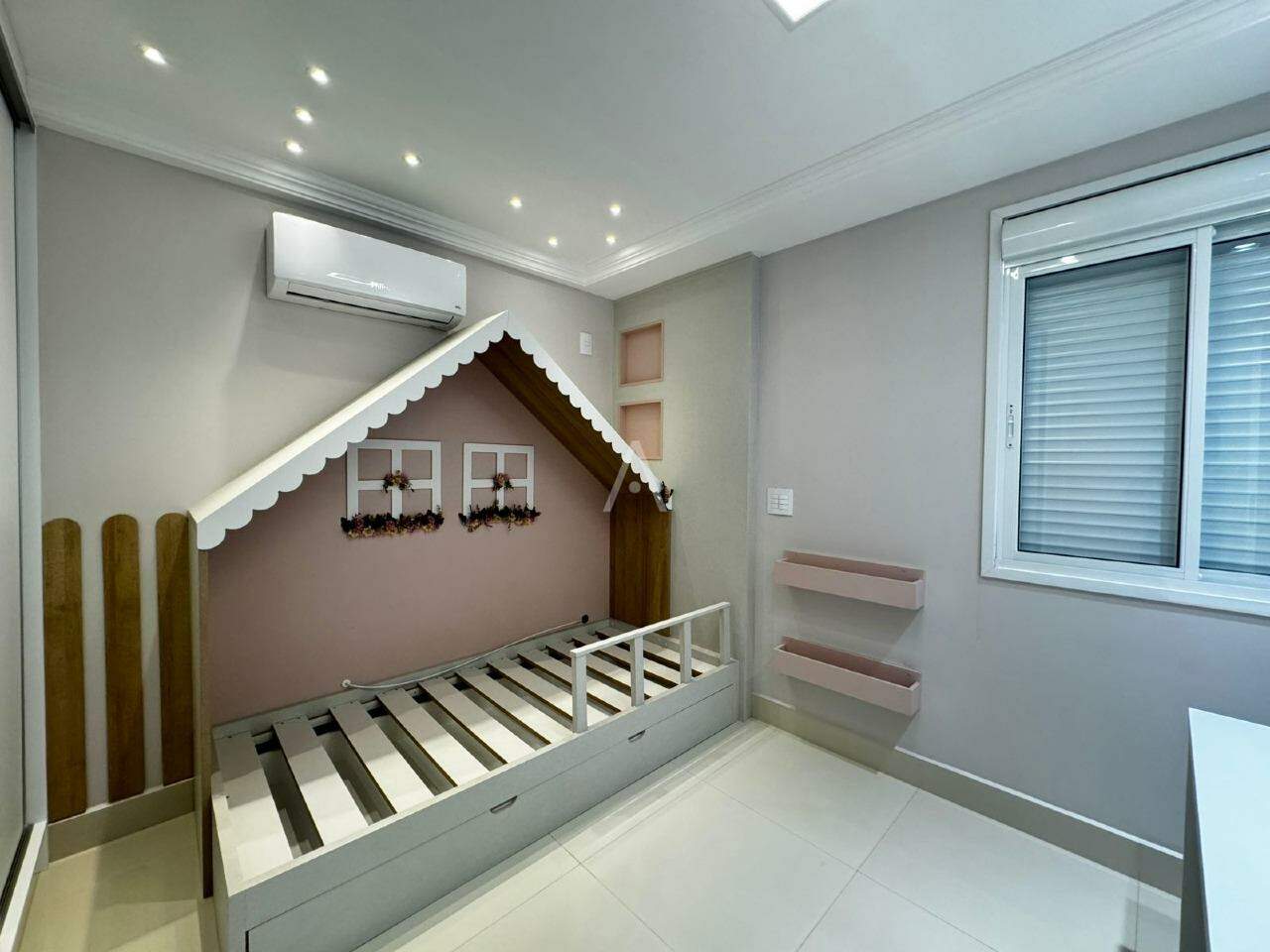 Apartamento para para aluguel no Bairro CENTRO em CASCAVEL: 