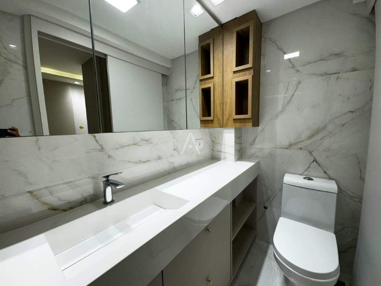 Apartamento para para aluguel no Bairro CENTRO em CASCAVEL: 