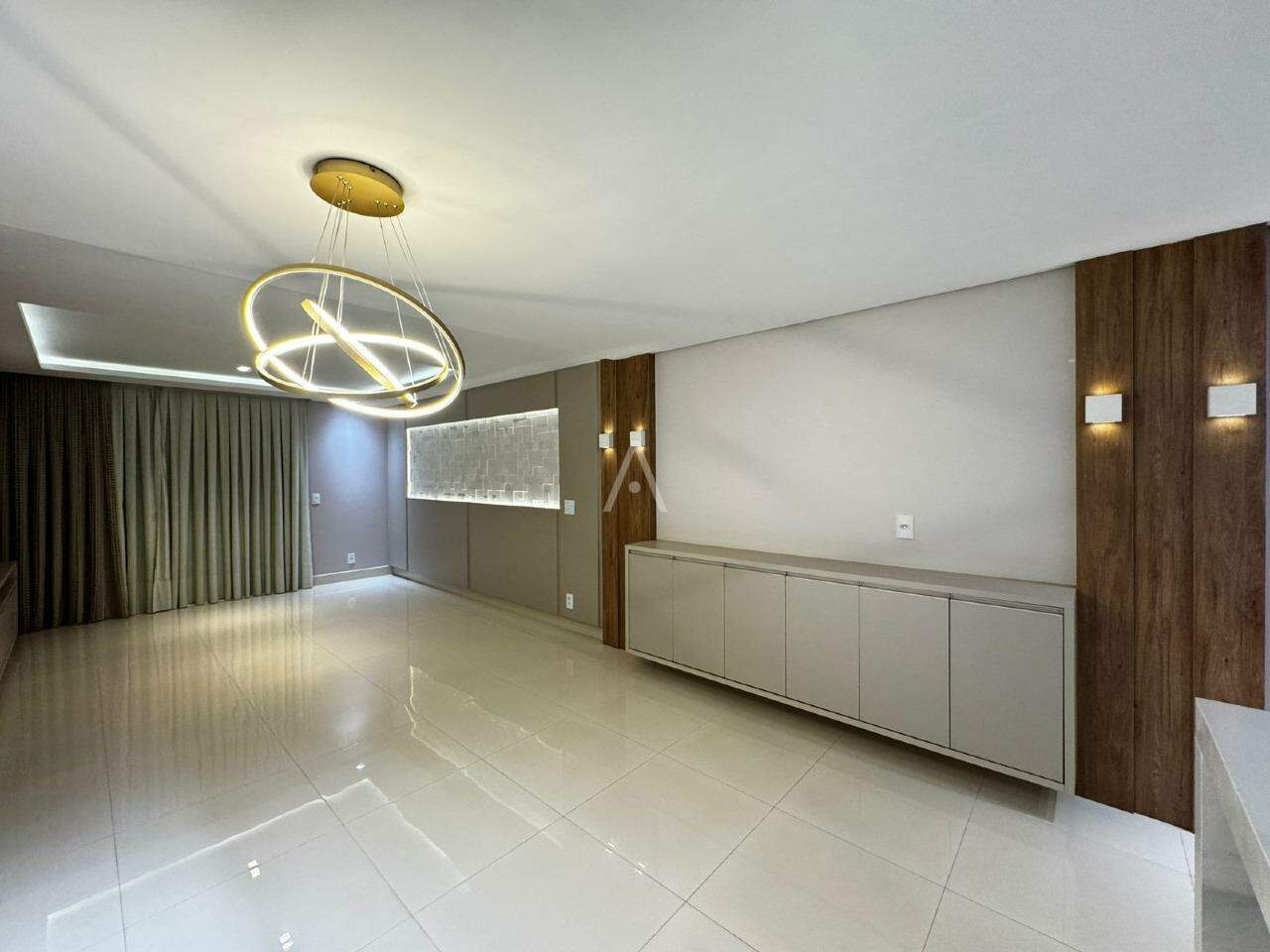 Apartamento para para aluguel no Bairro CENTRO em CASCAVEL: 
