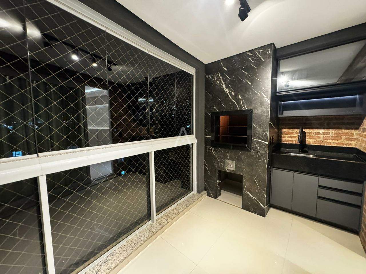 Apartamento para para aluguel no Bairro CENTRO em CASCAVEL: 