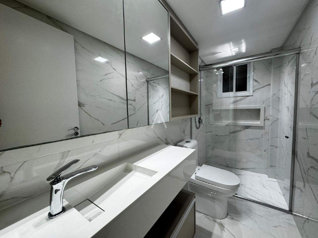 Apartamento para para aluguel no Bairro CENTRO em CASCAVEL: 