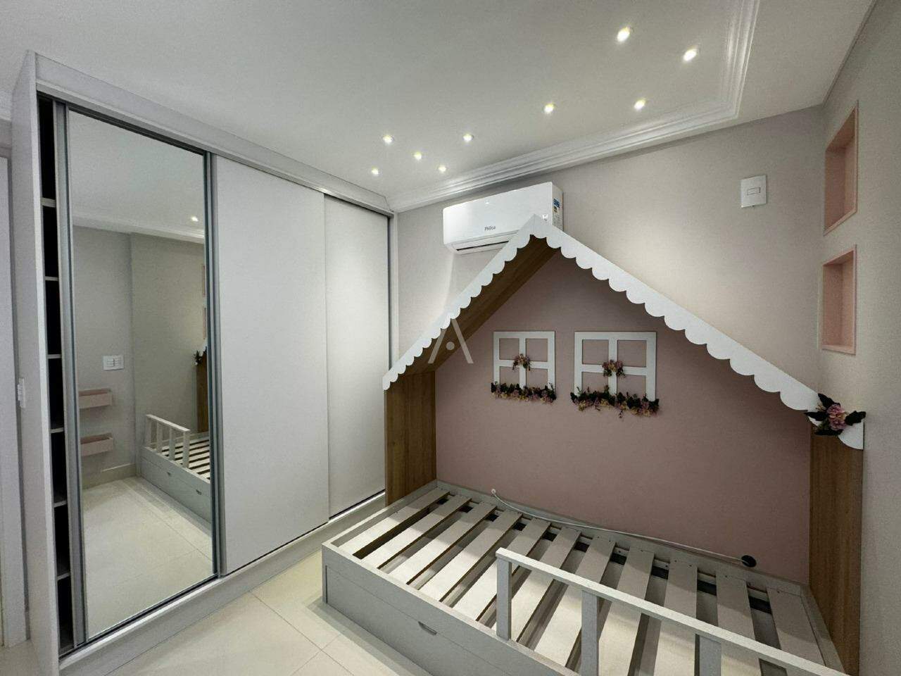 Apartamento para para aluguel no Bairro CENTRO em CASCAVEL: 