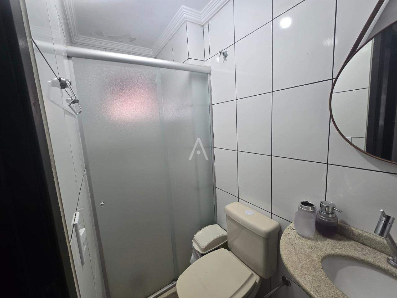 Apartamento para para aluguel no Bairro SAO CRISTOVAO em CASCAVEL: 