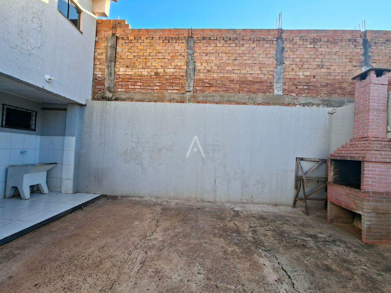 Sobrado para para aluguel no Bairro CANCELLI em CASCAVEL: