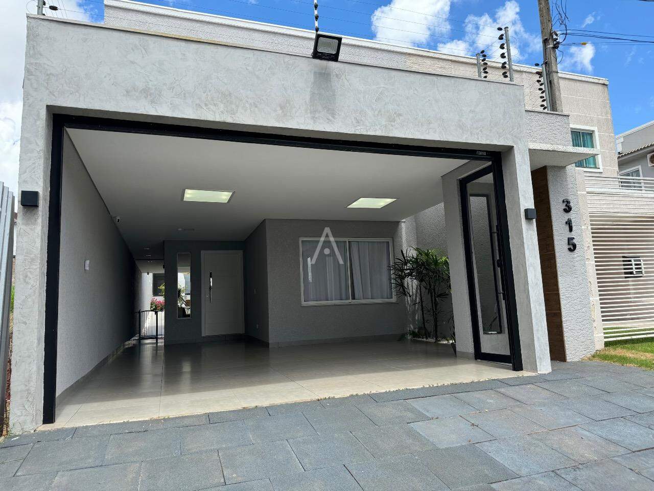 Sobrado para à venda no Bairro CANCELLI em CASCAVEL: 