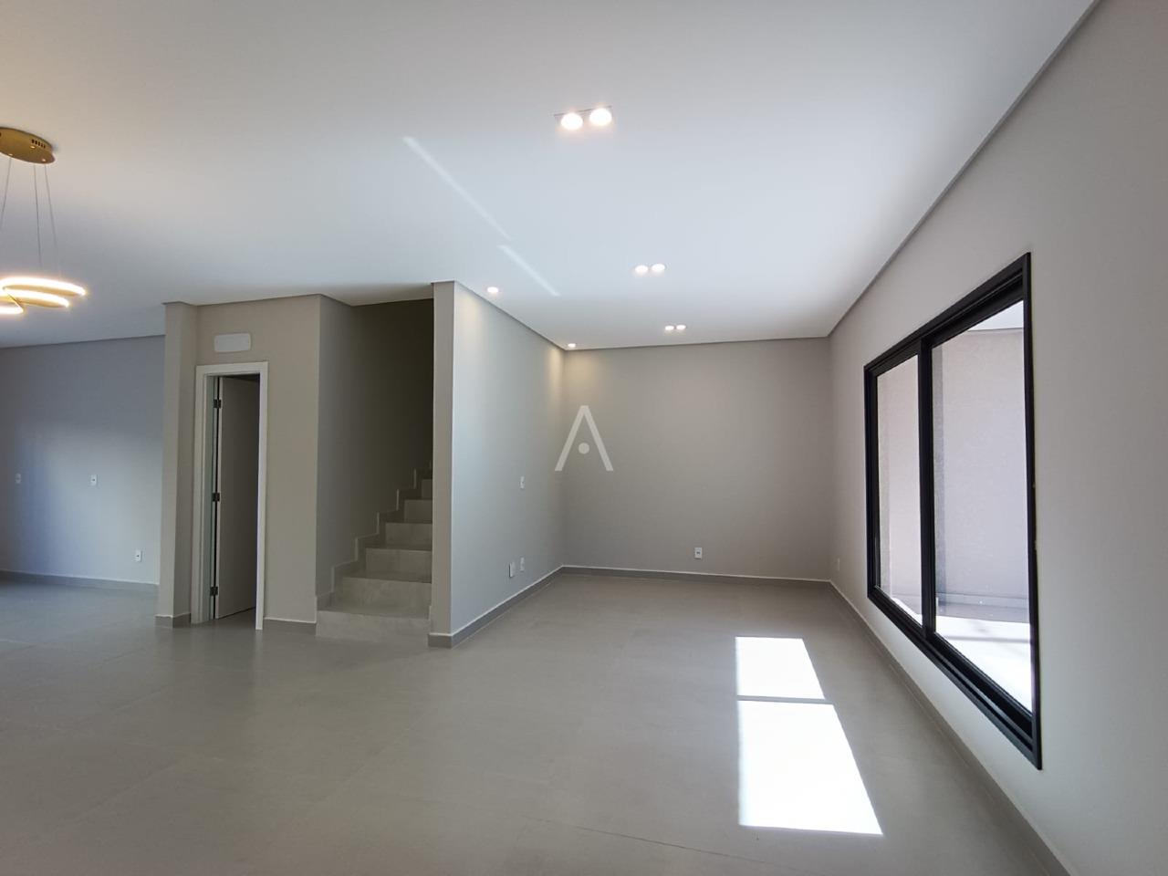 Sobrado para à venda no Bairro TROPICAL III em CASCAVEL: 