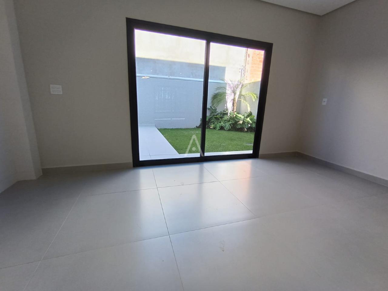 Sobrado para à venda no Bairro TROPICAL III em CASCAVEL: 