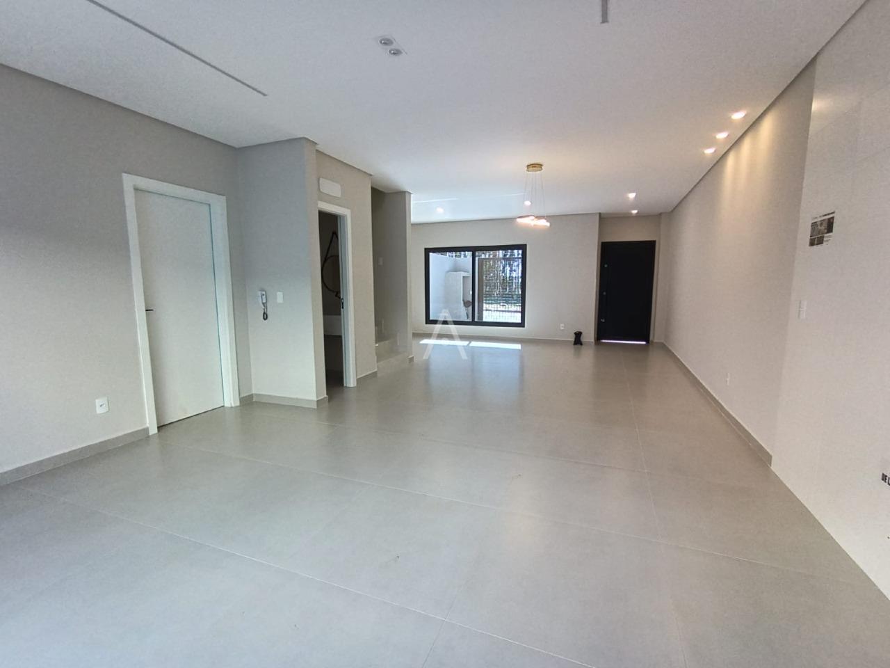 Sobrado para à venda no Bairro TROPICAL III em CASCAVEL: 