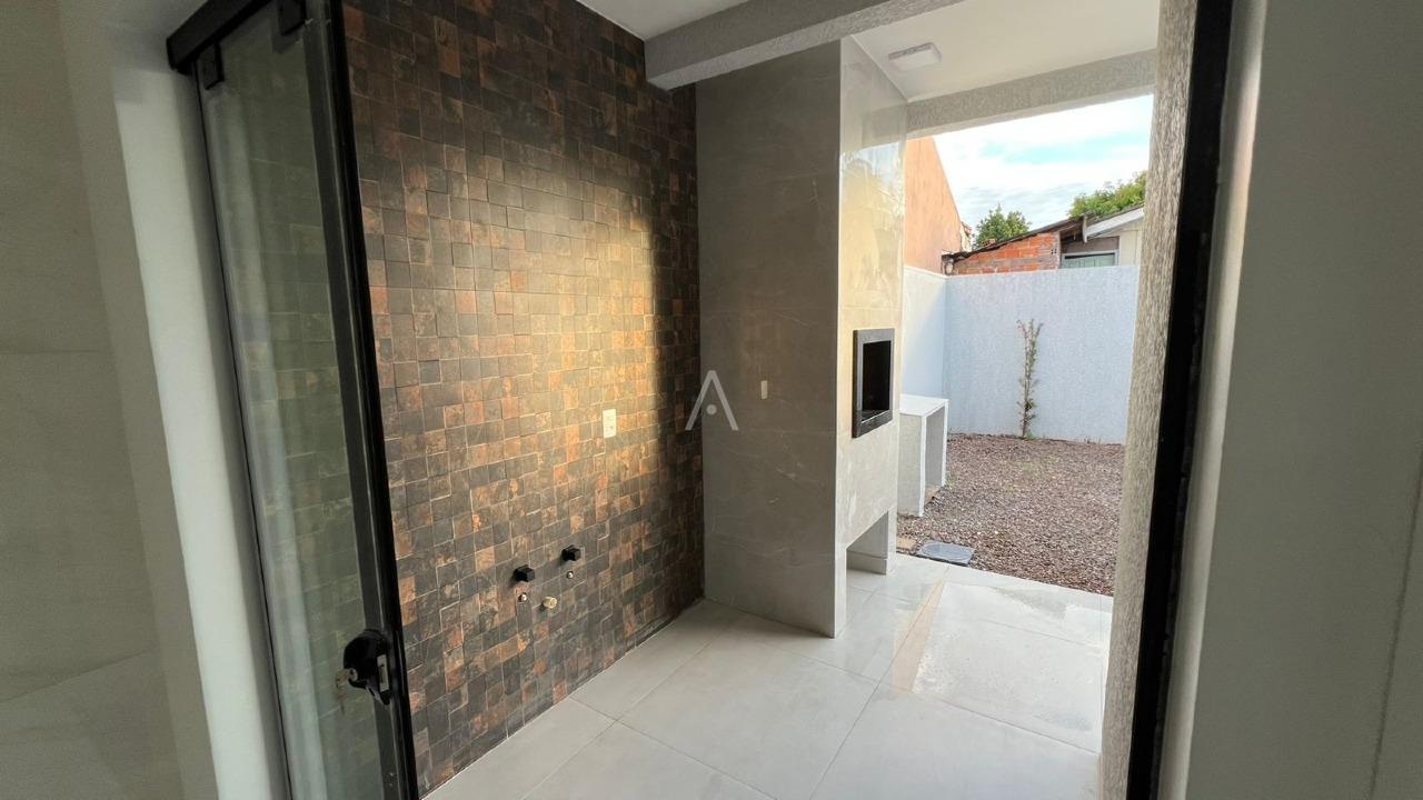 Casa Residencial para à venda no Bairro SANTA CRUZ em CASCAVEL: 