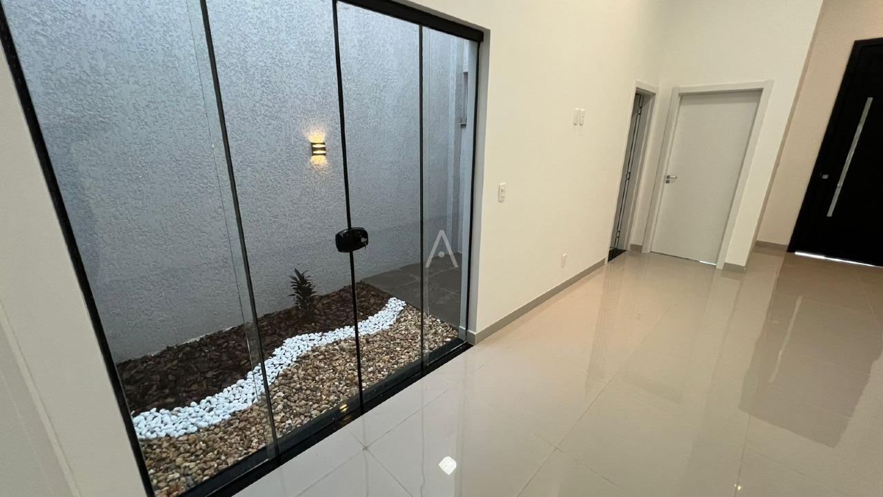 Casa Residencial para à venda no Bairro SANTA CRUZ em CASCAVEL: 