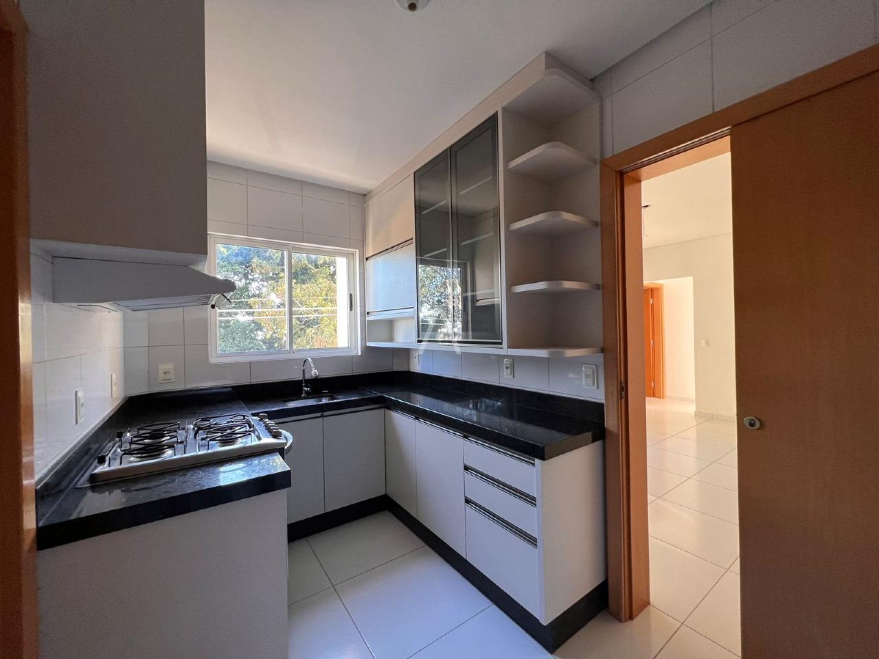 Apartamento para para aluguel no Bairro CENTRO em CASCAVEL: