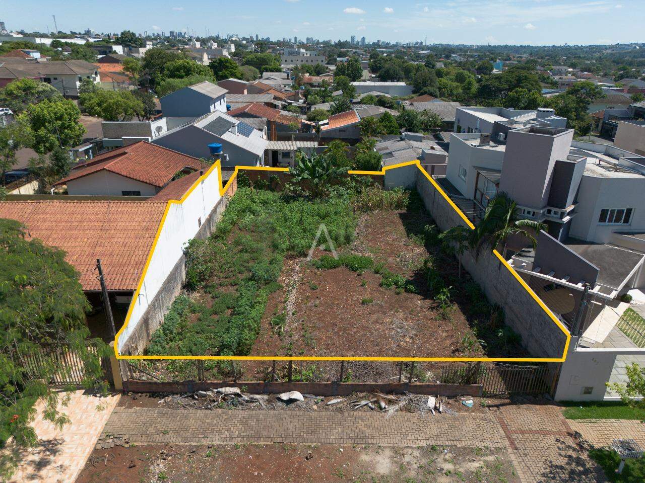 Terreno para à venda no Bairro UNIVERSITARIO em CASCAVEL: