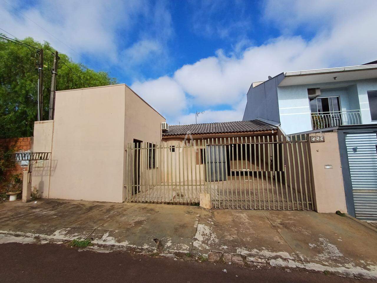Casa Residencial para à venda no Bairro SANTA FELICIDADE em CASCAVEL: 