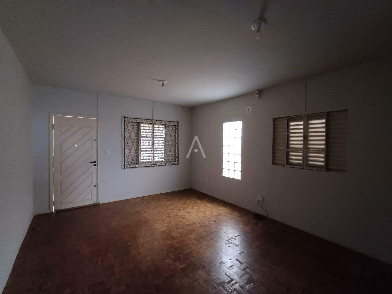 Casa Residencial para à venda no Bairro NEVA em CASCAVEL: 