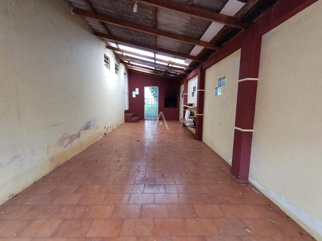 Casa Residencial para à venda no Bairro NEVA em CASCAVEL: 