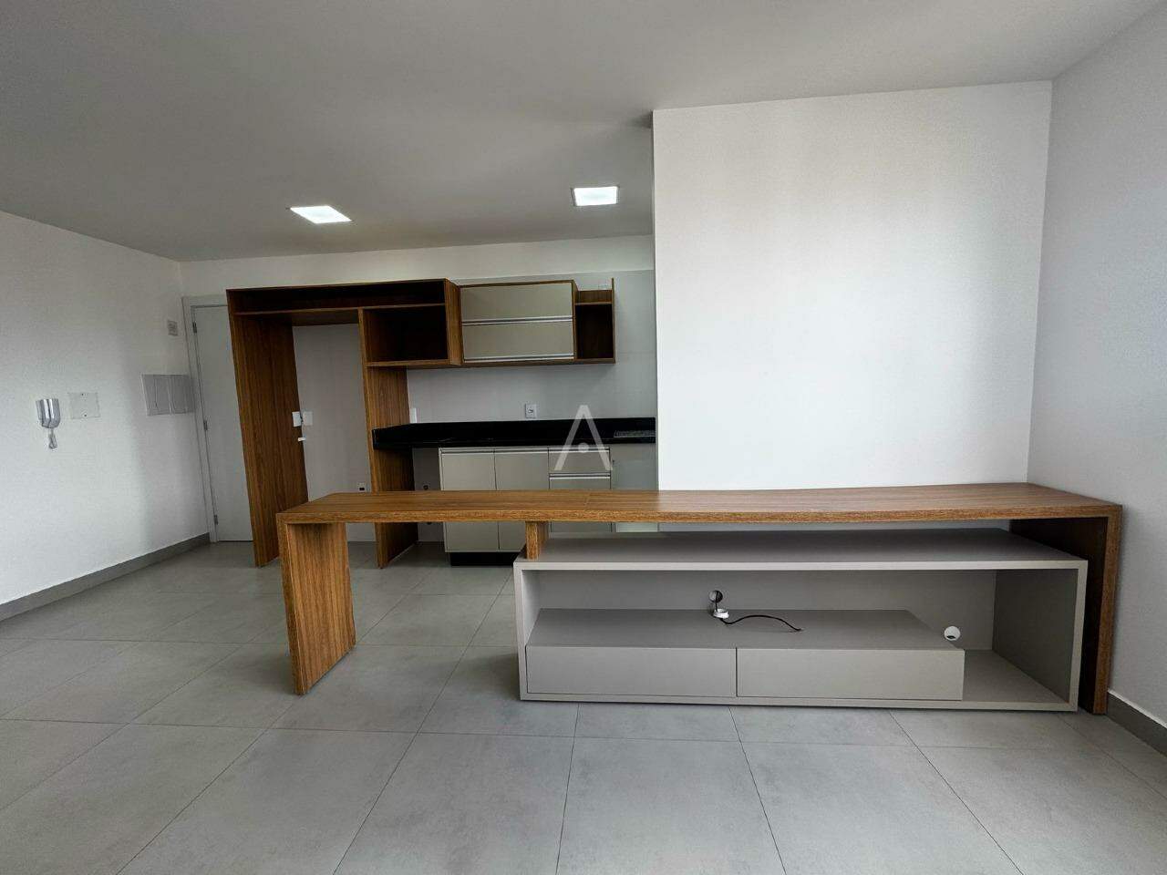 Apartamento para para aluguel no Bairro CENTRO em CASCAVEL: