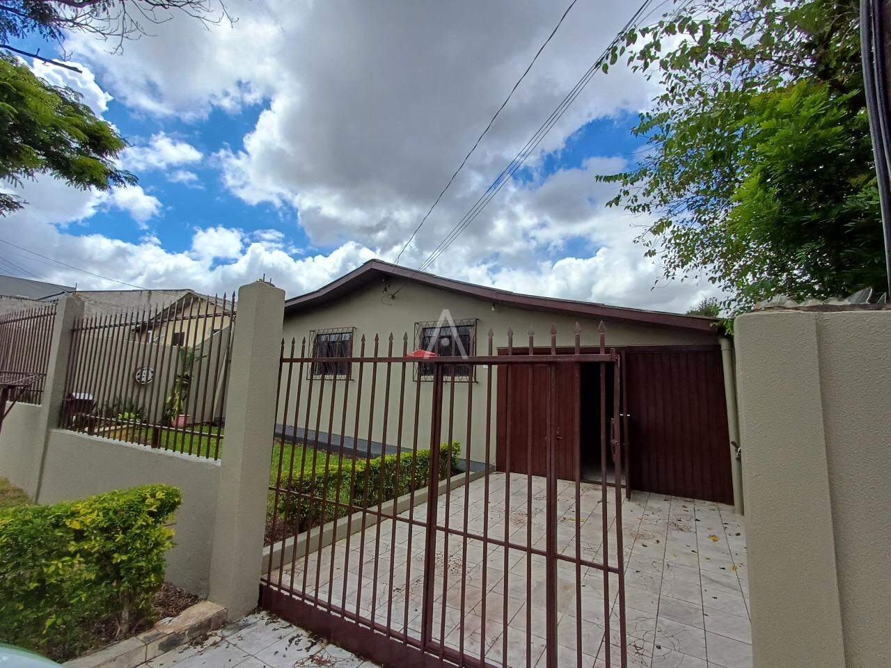 Casa Residencial para para aluguel no Bairro BRASILIA em CASCAVEL: 
