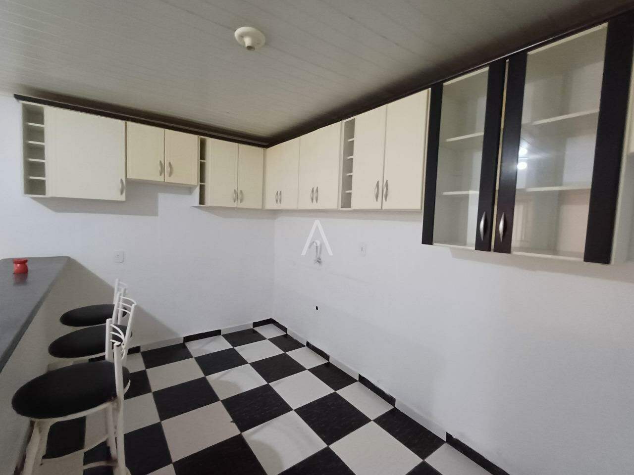 Casa Residencial para para aluguel no Bairro BRASILIA em CASCAVEL: